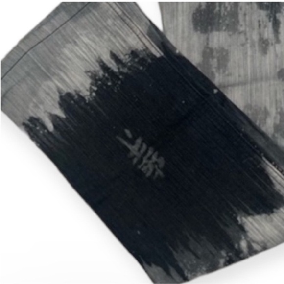 Y2K Express Distressed Bleached Jeans with Beaded Accessory - Picture 8 of 12